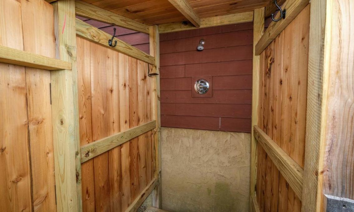 Jacksons Cabin Севьервилл Экстерьер фото